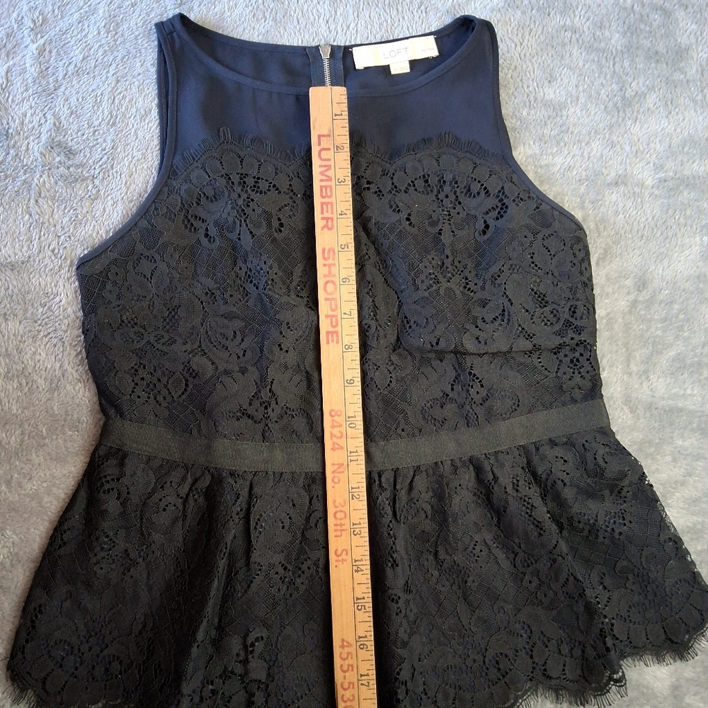 Ann Taylor Loft Lace Peplum Sleeveless Blouse Navy & Black Size 2 Petite - Picture 9 of 12